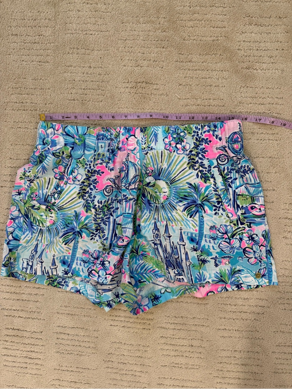 Lilly Pulitzer Disney Cinderella Women’s Linen shorts - Picture 2 of 6